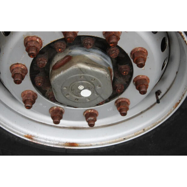 2011 سامرو 2-45817862