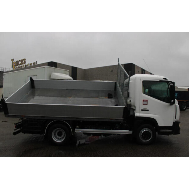 2015 Renault D-45817865