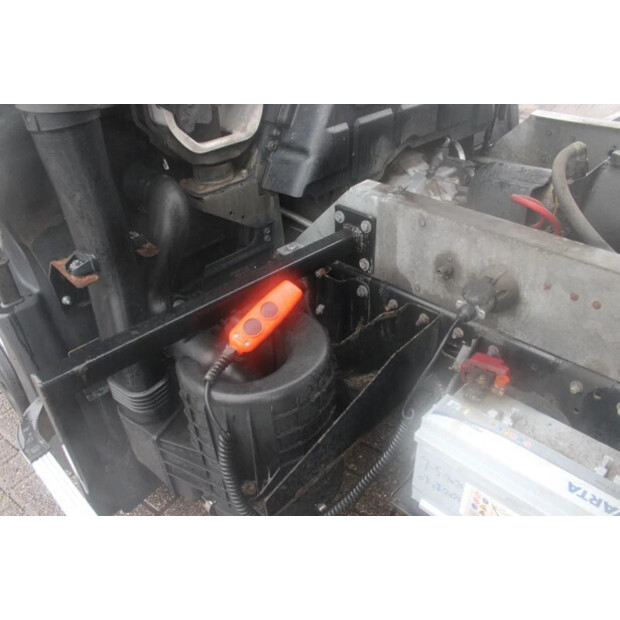 2015 Renault D-45817881