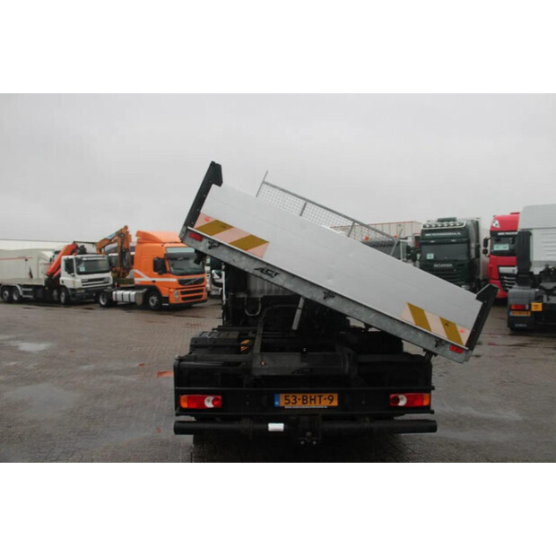 2015 Renault D-45817888