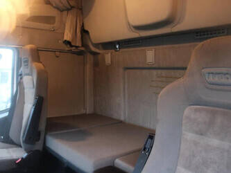 2015-iveco-stralis-1428852-45817906