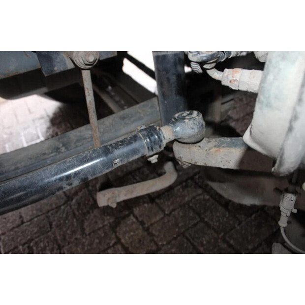 2009 داف LF-45817963