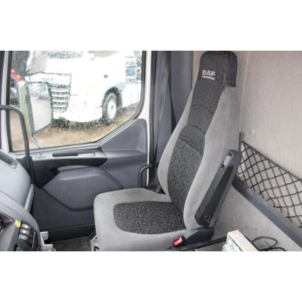 2009 داف LF-45817974