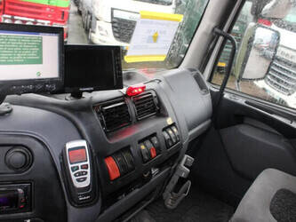 2009-daf-lf-1428854-45817975