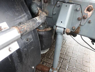 2009-daf-lf-1428854-45817986