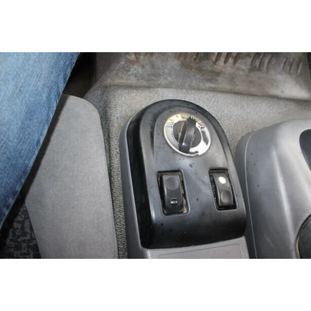 2009 داف LF-45817997