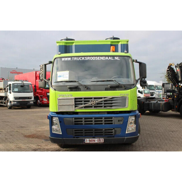 2003 فولفو FM-45818032