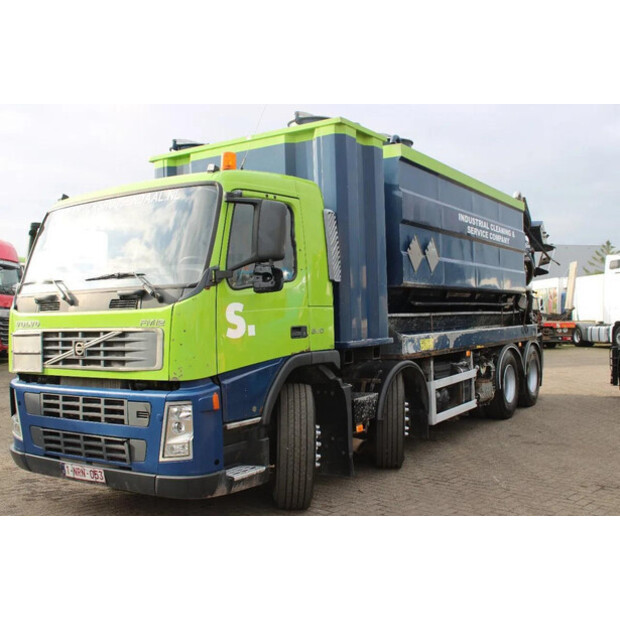 2003 فولفو FM-45818033