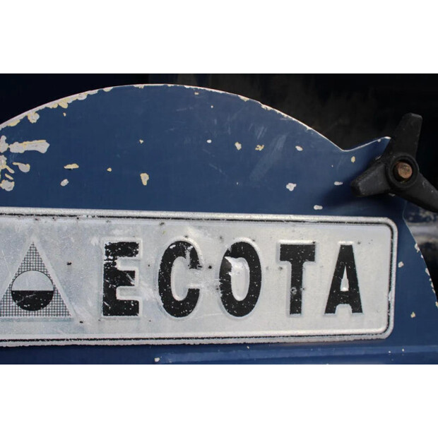 2003 فولفو FM-45818055