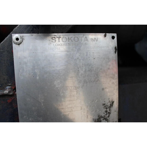 2003 فولفو FM-45818058