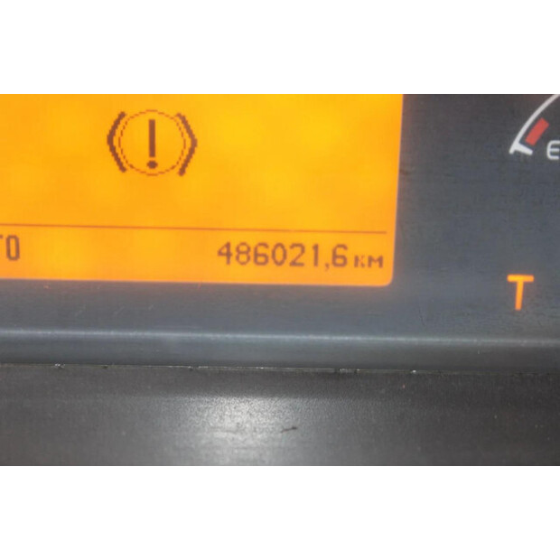 2003 فولفو FM-45818071