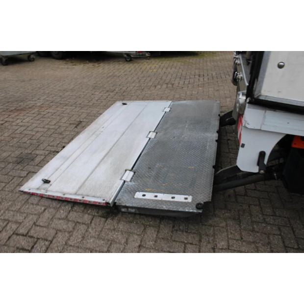 2015 Mercedes-Benz ACTROS-45818081