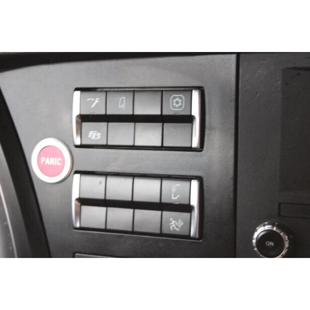 2015 Mercedes-Benz ACTROS-45818107