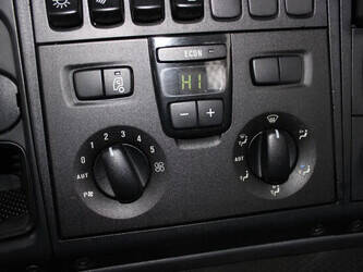 2014-scania-p410-1428859-45818177