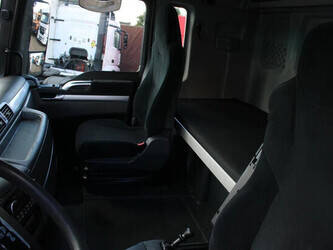 2010-man-tgx-1428864-45818338