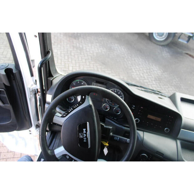 2010 MAN TGX-45818357