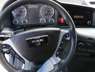 2010-man-tgx-1428864-45818359