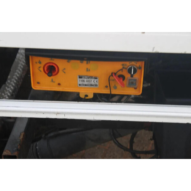 2015 MAN TGL-45818364