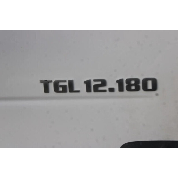 2015 MAN TGL-45818373