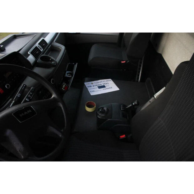 2015 MAN TGL-45818376