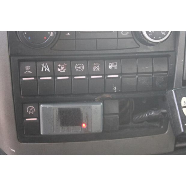 2015 MAN TGL-45818380