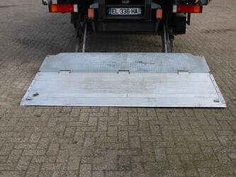 2017-iveco-stralis-1428866-45818401