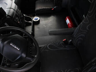 2017-iveco-stralis-1428866-45818409