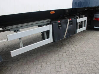 2006-renders-others-1428868-45818467