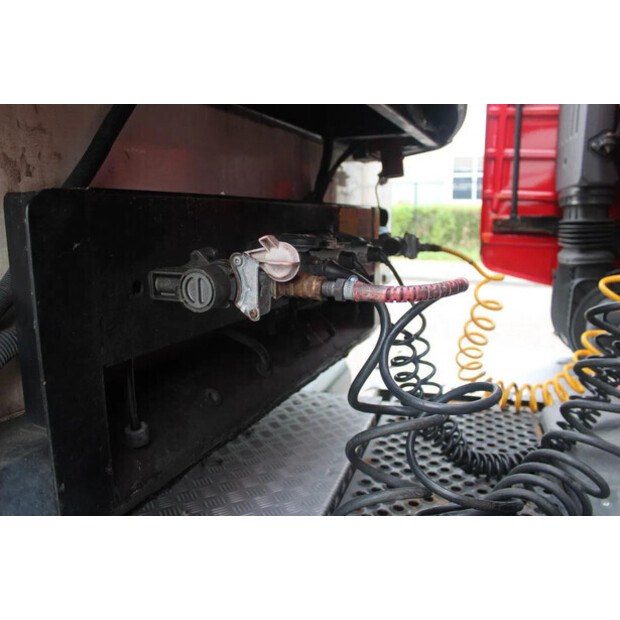 2006 Renders OTHERS-45818469