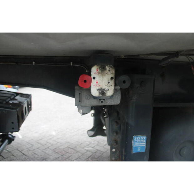 2006 Renders OTHERS-45818475