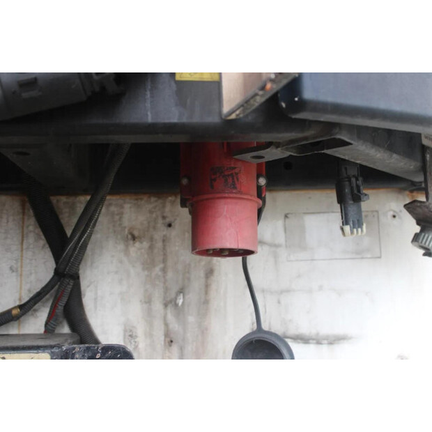 2006 Renders OTHERS-45818478