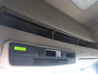 2015-scania-r490-1428869-45818512