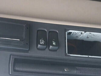 2015-scania-r490-1428869-45818514