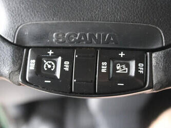 2015-scania-r490-1428869-45818522