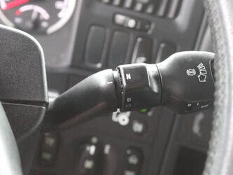 2015-scania-r490-1428869-45818523