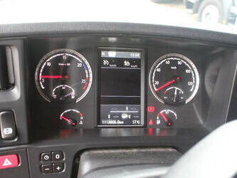 2015-scania-r490-1428869-45818524