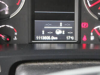 2015-scania-r490-1428869-45818525