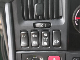 2015-scania-r490-1428869-45818528