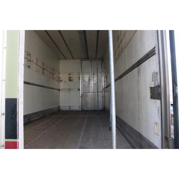 2003 فان إيك OTHERS-45818577