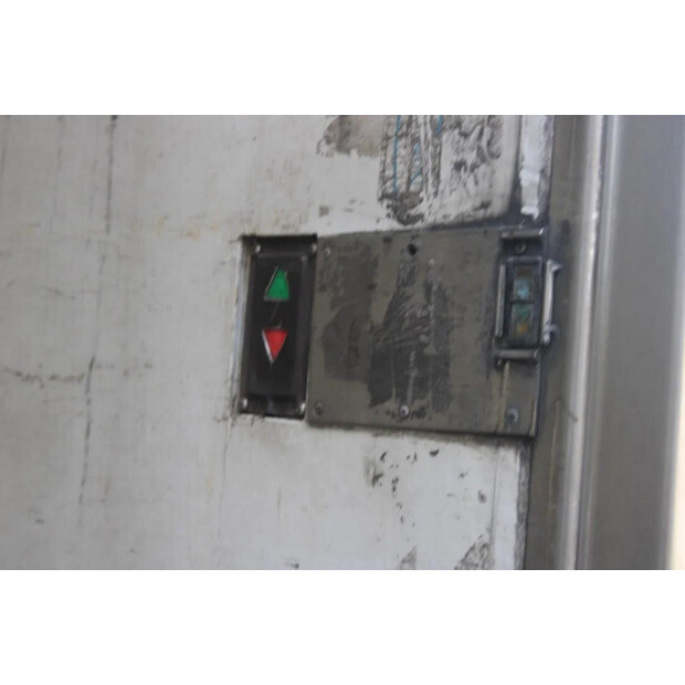 2003 فان إيك OTHERS-45818578