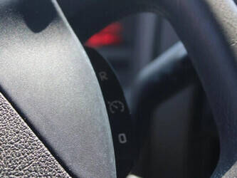 2013-renault-premium-1428872-45818621