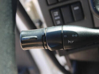 2013-renault-premium-1428872-45818624