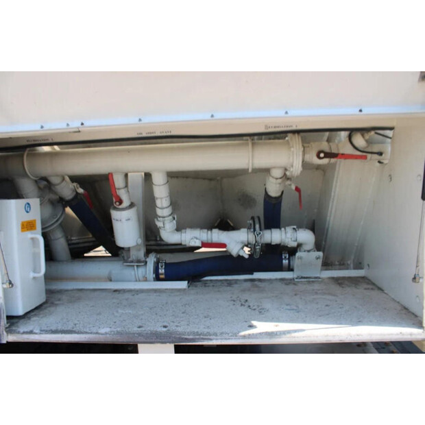 2013 Renault PREMIUM-45818645