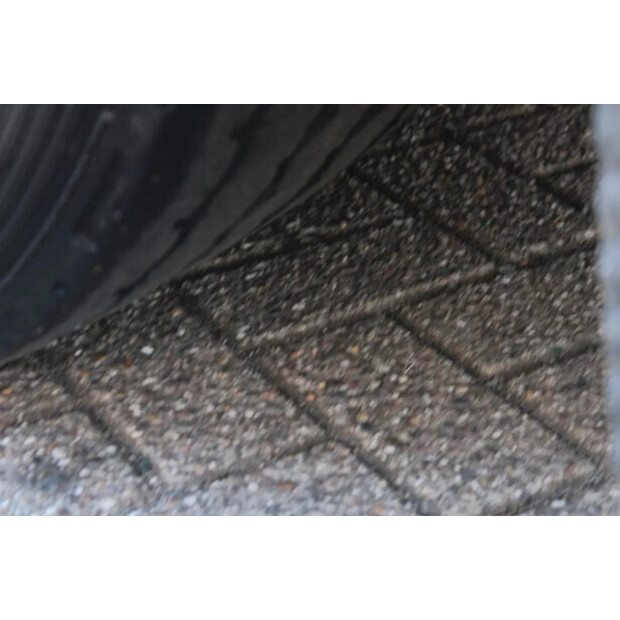 2013 Renault PREMIUM-45818649