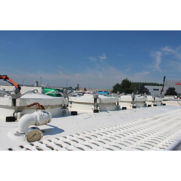 2013 Renault PREMIUM-45818653