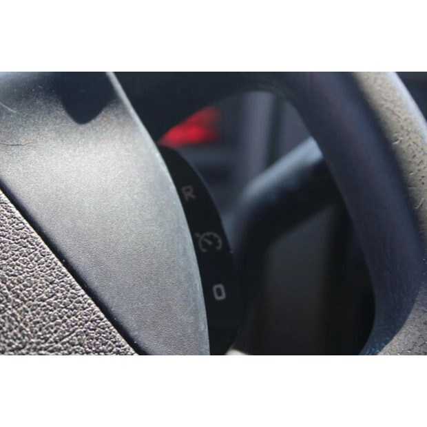 2013 Renault PREMIUM-45818666