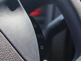 2013-renault-premium-1428873-45818666