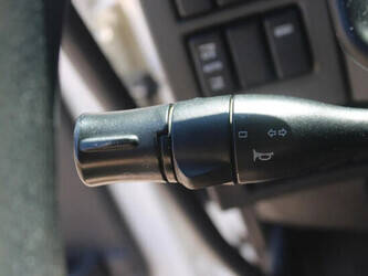 2013-renault-premium-1428873-45818669