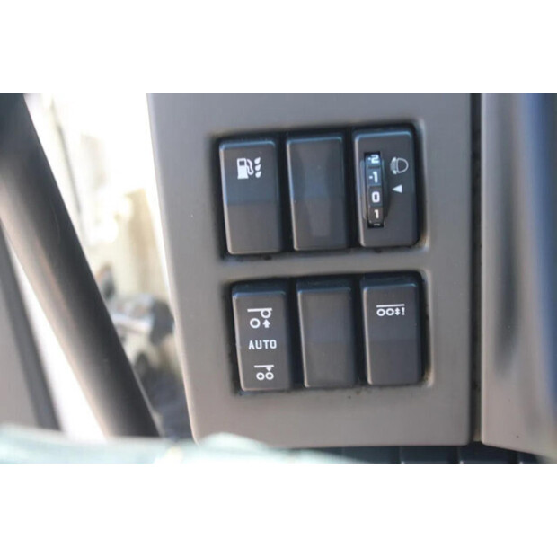 2013 Renault PREMIUM-45818671