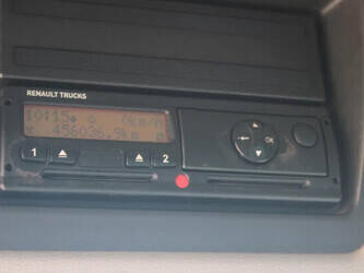 2013-renault-premium-1428873-45818673